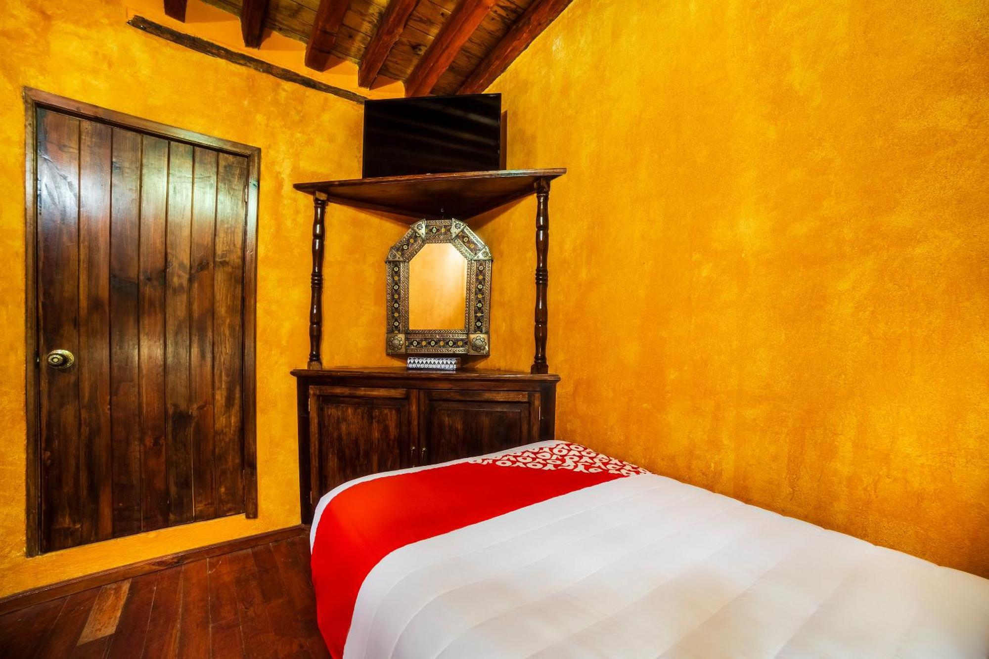 Oyo El Mineral, Hotel